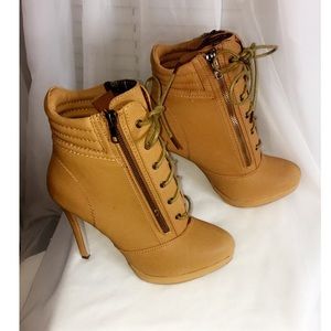 Madden Girl boots size 7.5